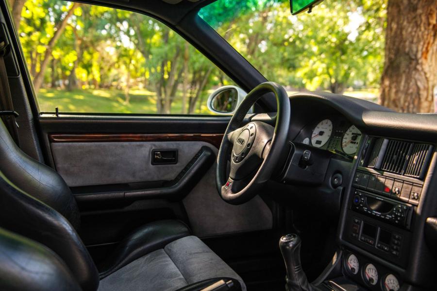 Интерьер Audi RS2 (8C, B4) 1994 года  (EU) (фото 69 из 150)